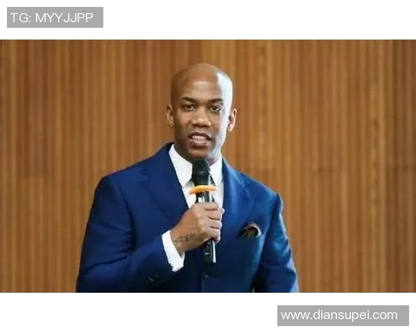 科曼执教之路：从球员到教练的辉煌转型与挑战