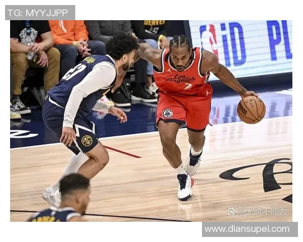 掘金与快船的激烈对决雨燕直播全程呈现精彩瞬间