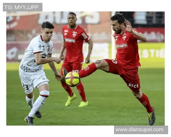 乌青年与罗达JC的激烈对决揭示了足球战术与团队协作的重要性 乌青年与罗达JC的激烈对决揭示了足球战术与团队协作的重要性